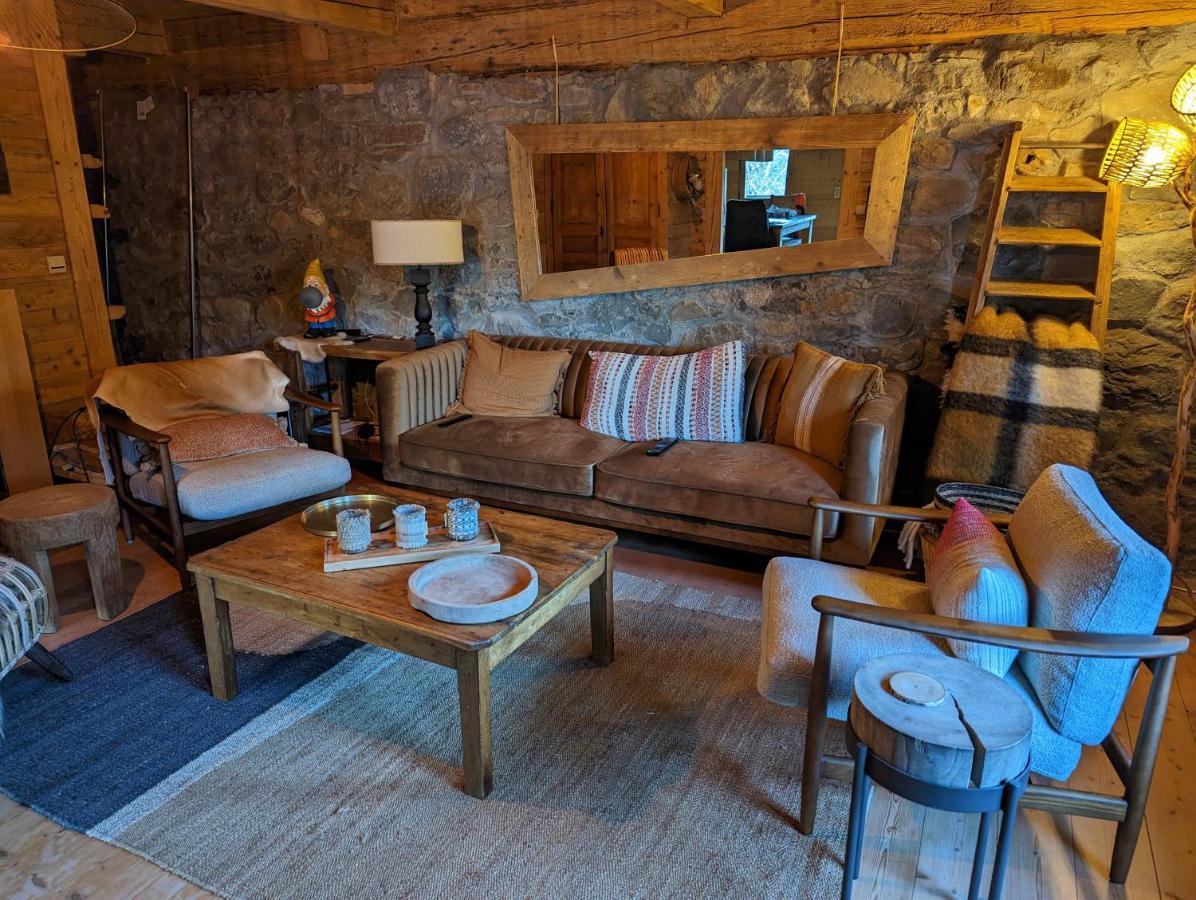 Bas De Chalet Au Coeur Des Aravis, Entre Lac Et Montagne Saint-Jean-de-Sixt Exterior photo